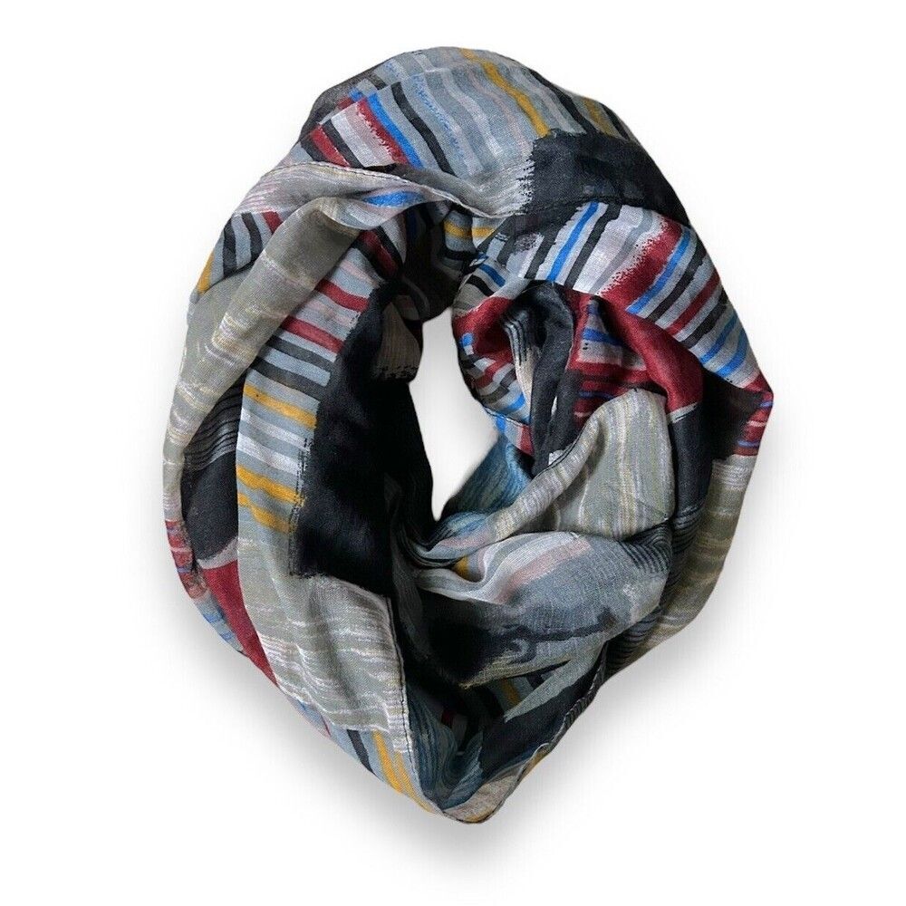 Gray Snood Scarf 34.5” X 29” One Piece Unisex Scarce Gris